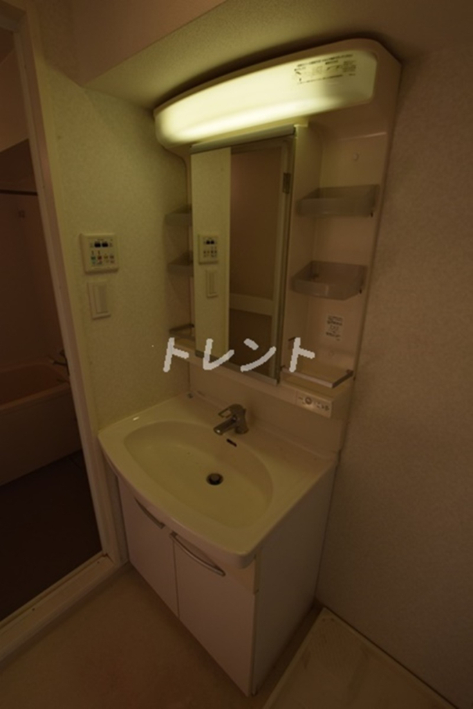 バンブー岩本町-801