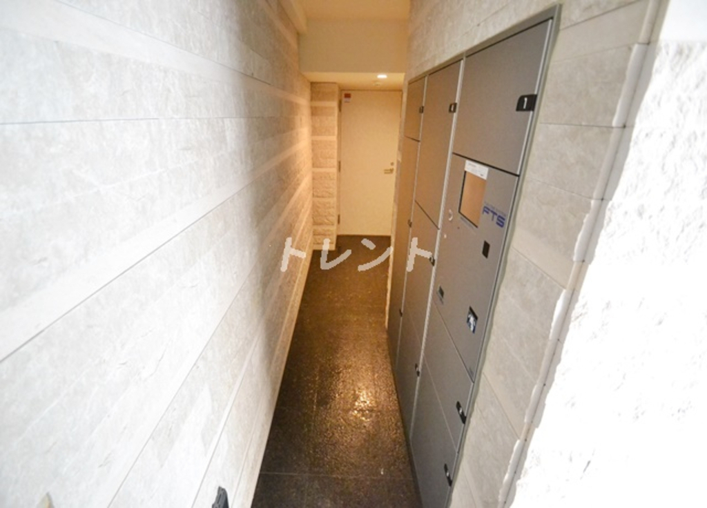 プレールドゥーク西新宿五丁目-207