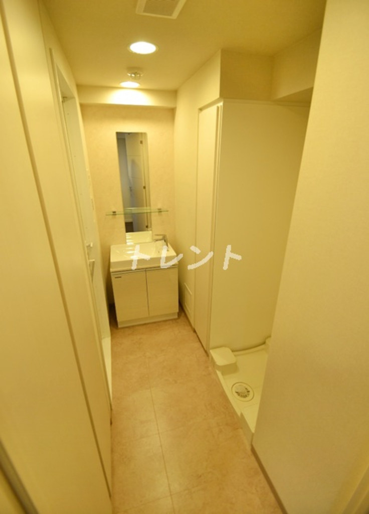 プレールドゥーク西新宿五丁目-207