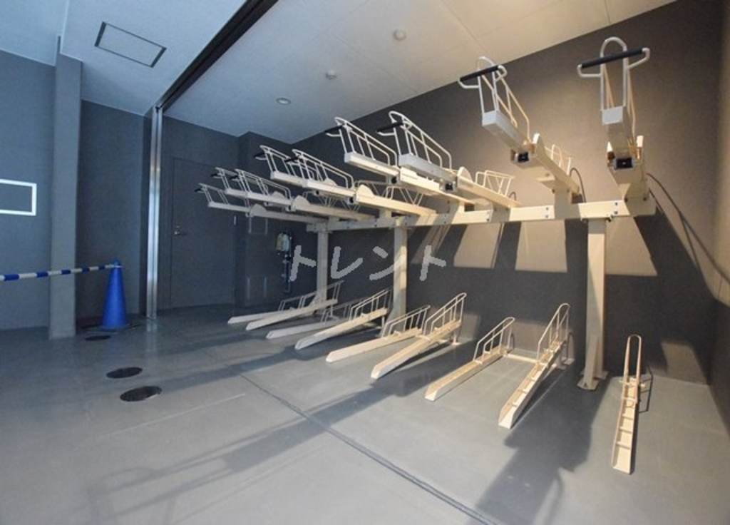 メゾンクラフト神田錦町-302