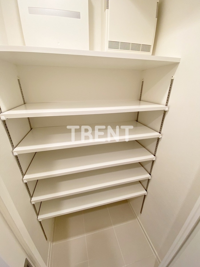 コンフォリア東新宿-803