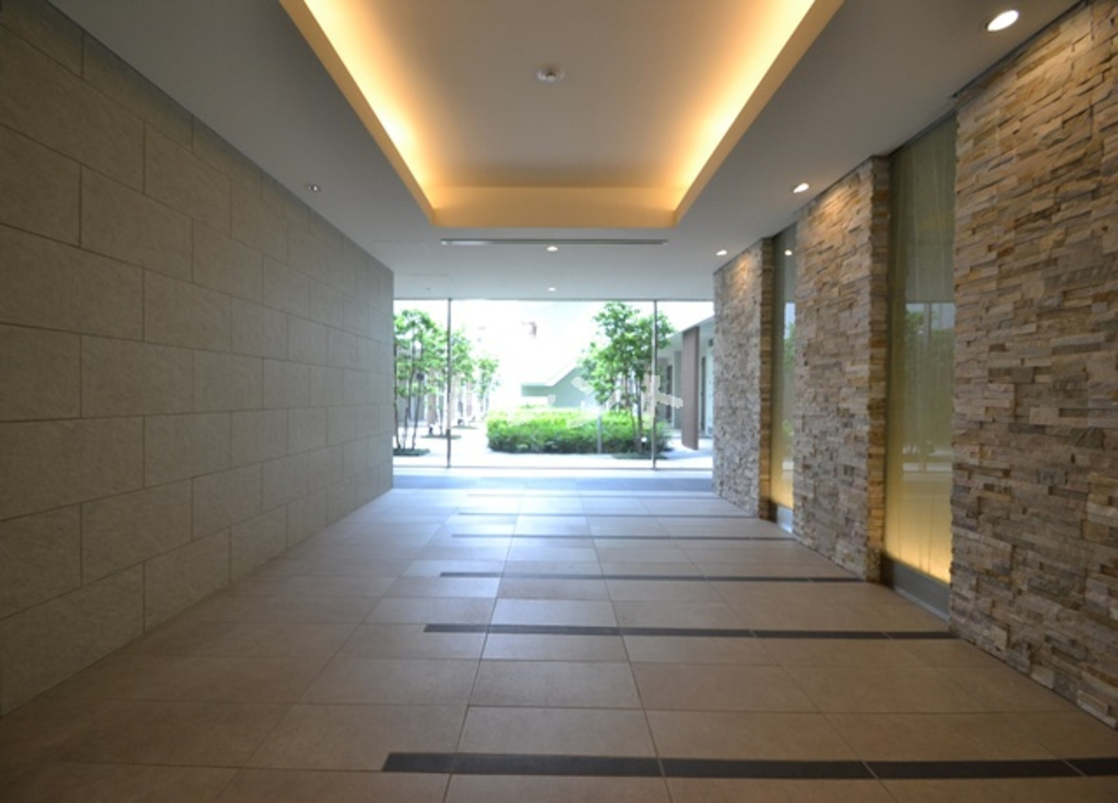 メゾンカルム市谷仲之町-302