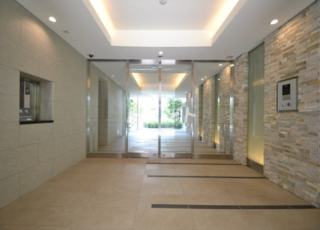 メゾンカルム市谷仲之町-302
