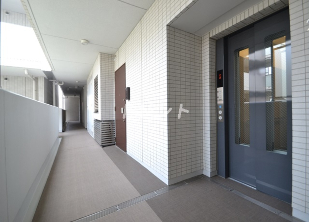 メゾンカルム市谷仲之町-101