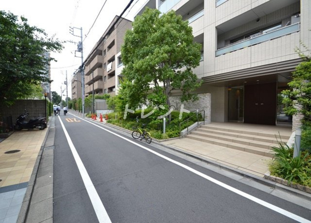 メゾンカルム市谷仲之町-603