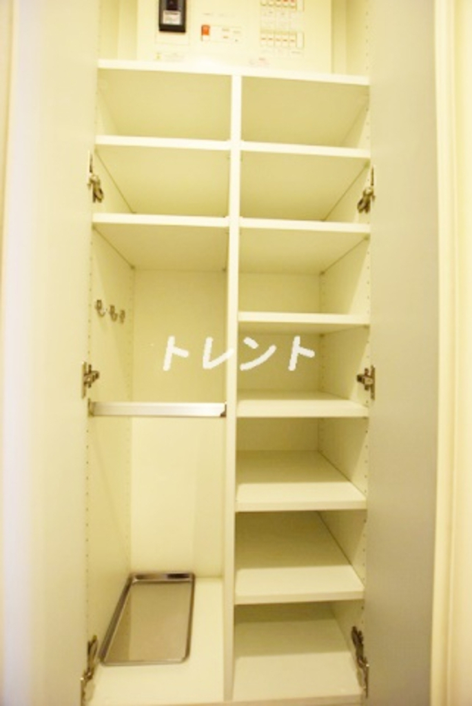 コンフォリア秋葉原EAST-809