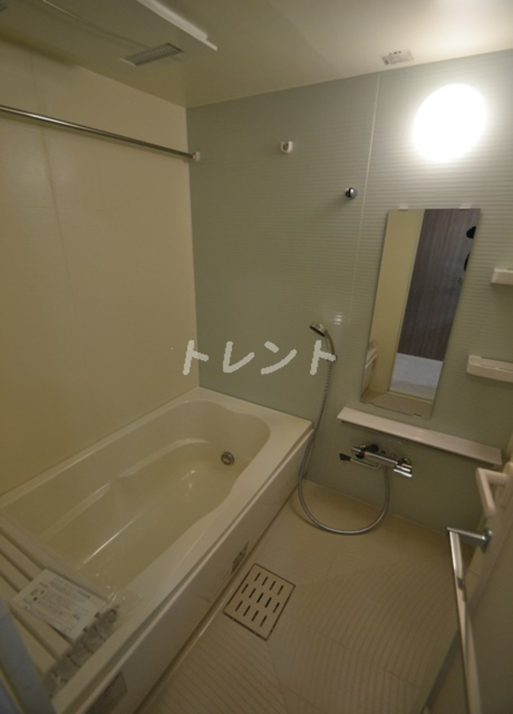 コンフォリア新宿-1102