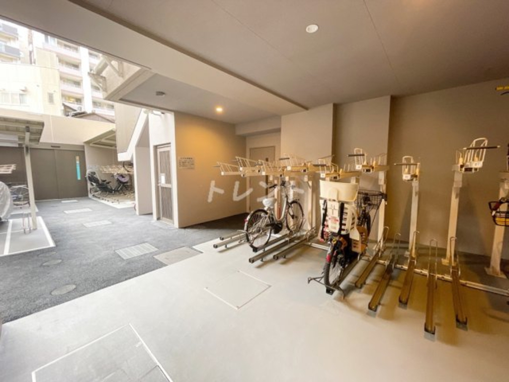 クレヴィア新宿若松町-506