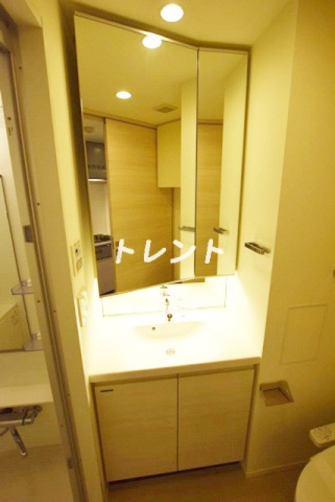 コンフォリア秋葉原EAST-403