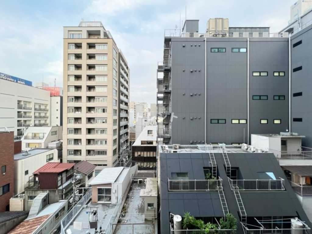 スペーシア秋葉原-404
