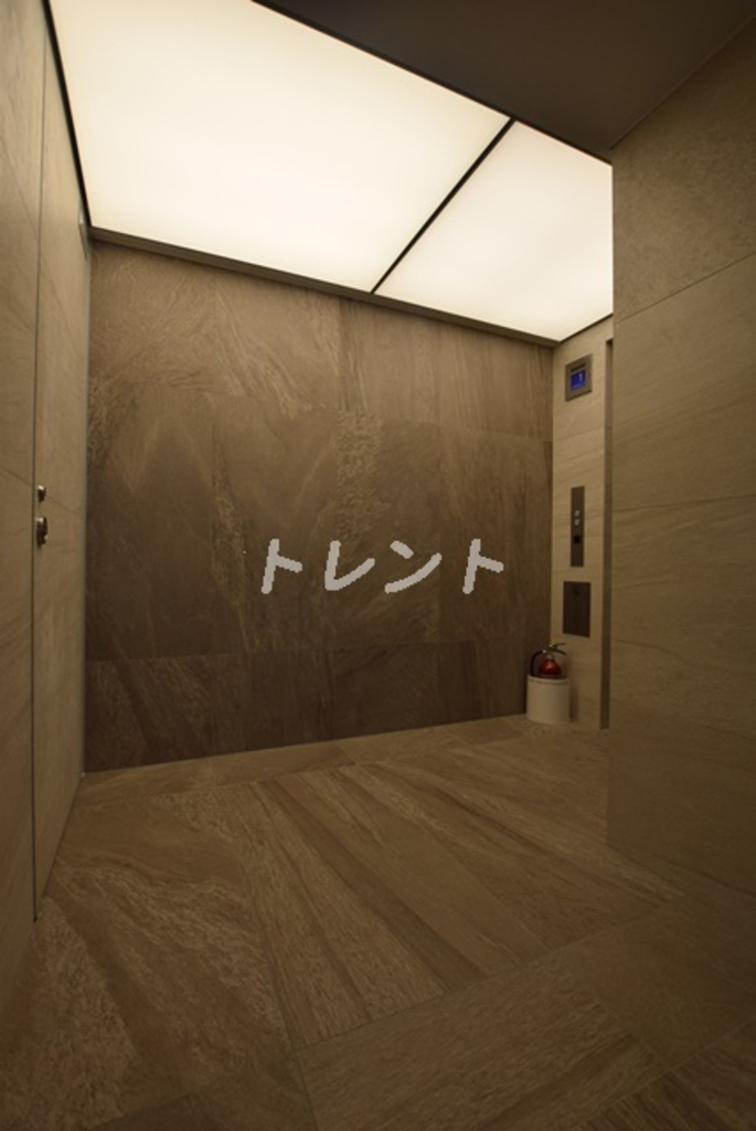 パークルール神田司町ロンド-402
