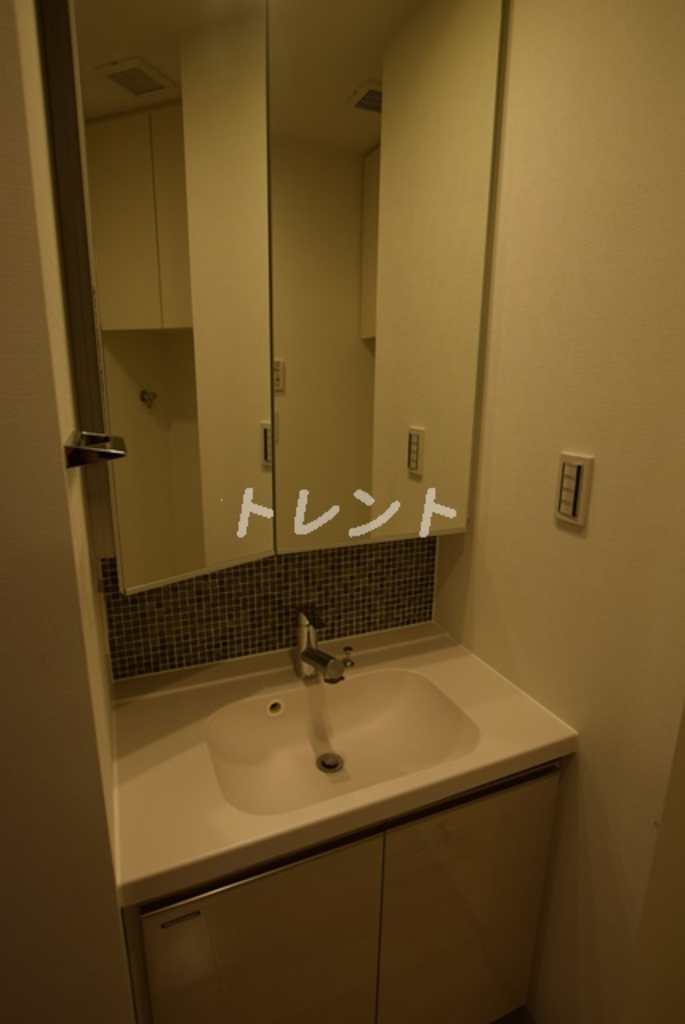 パークルール神田司町ロンド-402