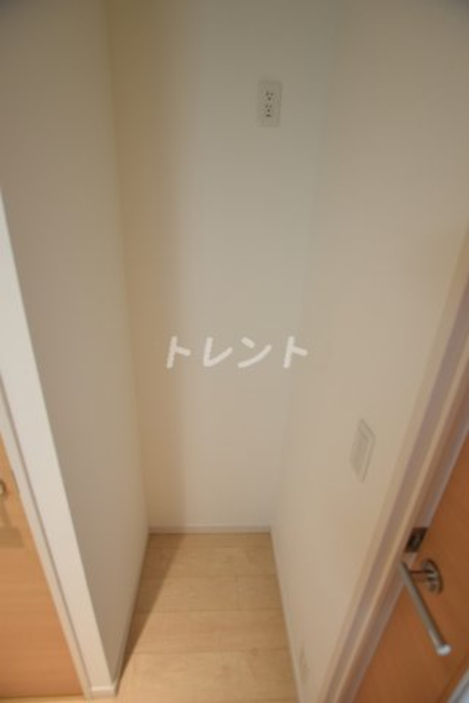 ファインクレーネ秋葉原-303
