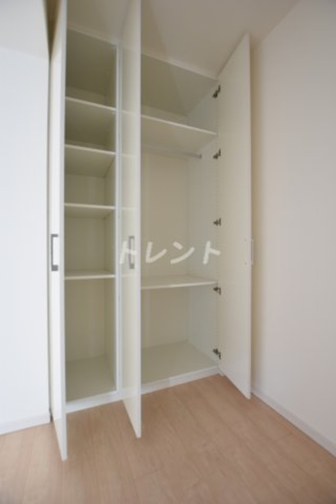 ファインクレーネ秋葉原-303
