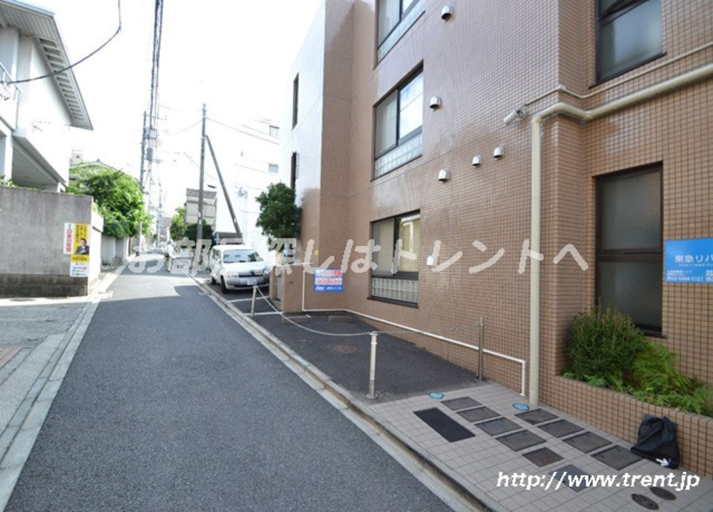 ヒルズ三栄町-103