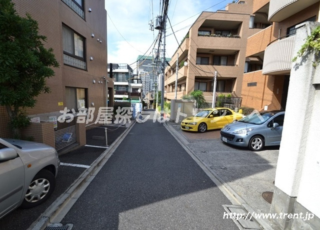 ヒルズ三栄町-103