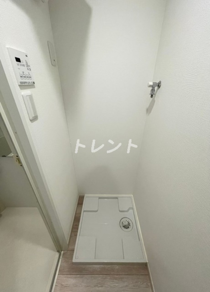 ログ代々木-303