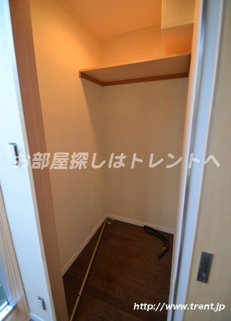 アドレー渋谷本町アネックス-301