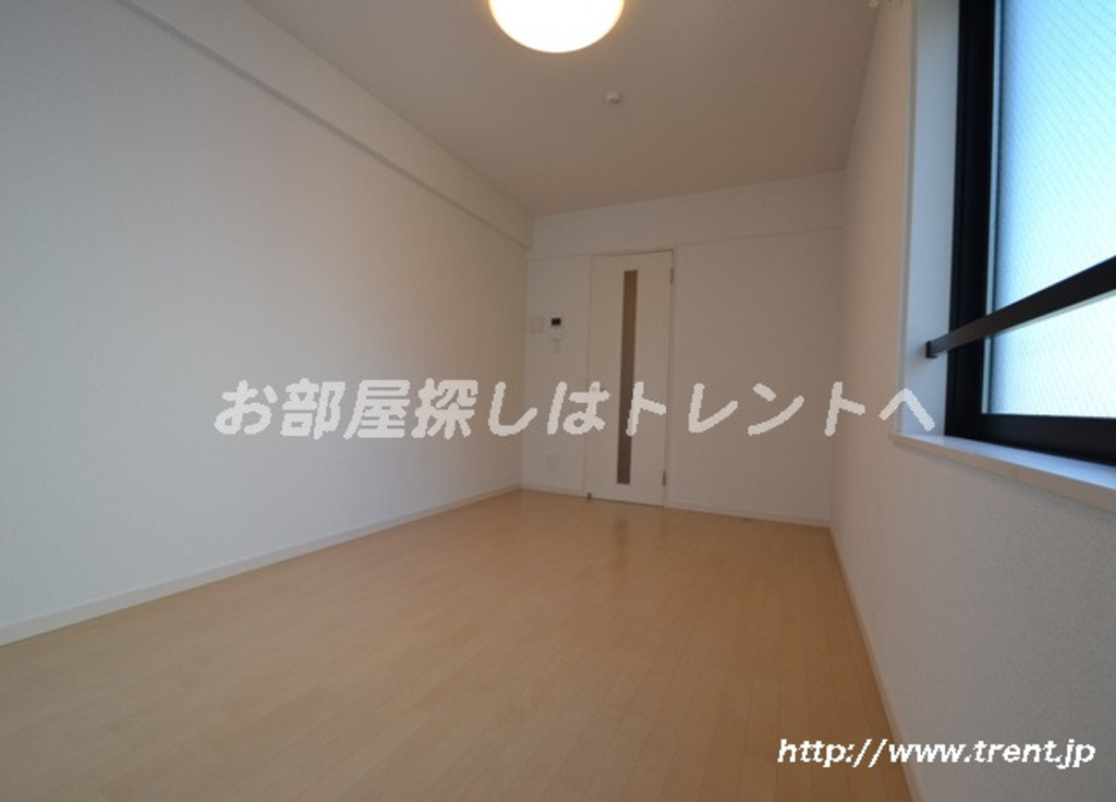 ピアコートTM新宿戸山-302