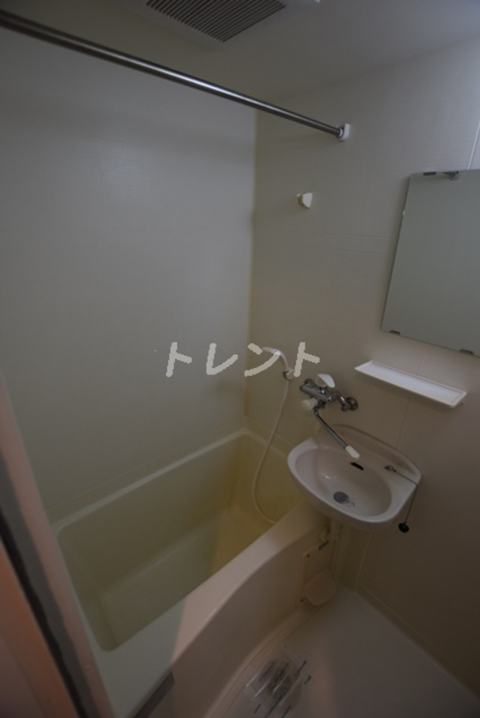 ヴェルト湯島-604