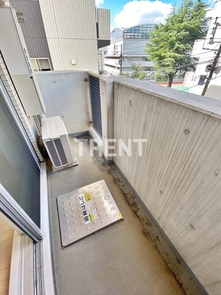プラウドフラット新宿河田町-303