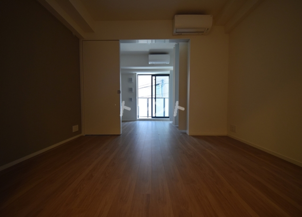 パークアクシス市谷左内町-102