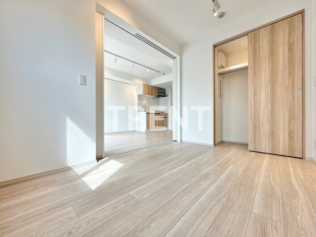 イプセ初台-201