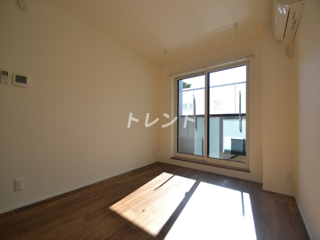 クレスト西原-102
