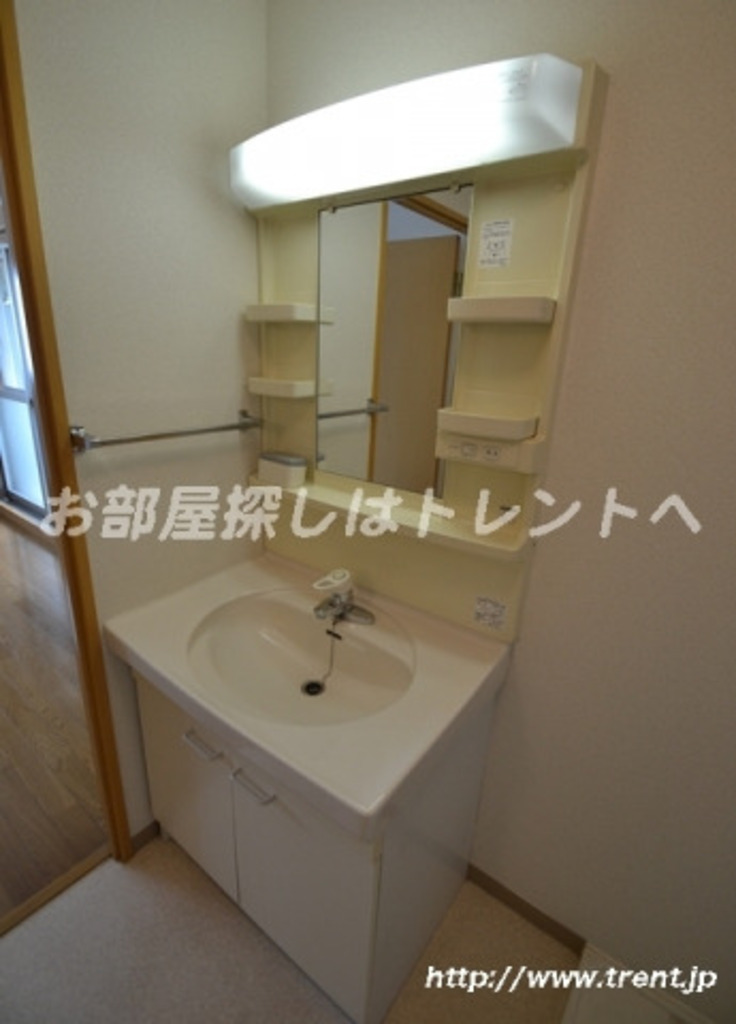 ルミエール代々木-101