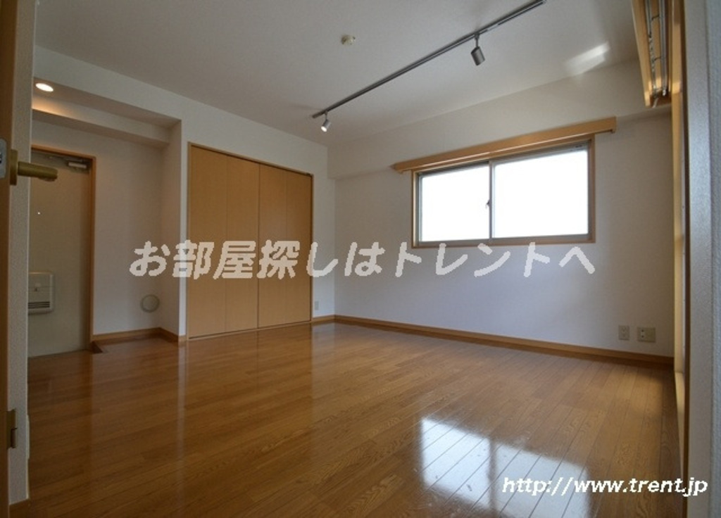 ルミエール代々木-101