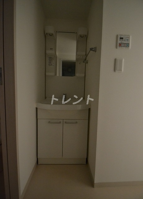 ディオネ四谷-103