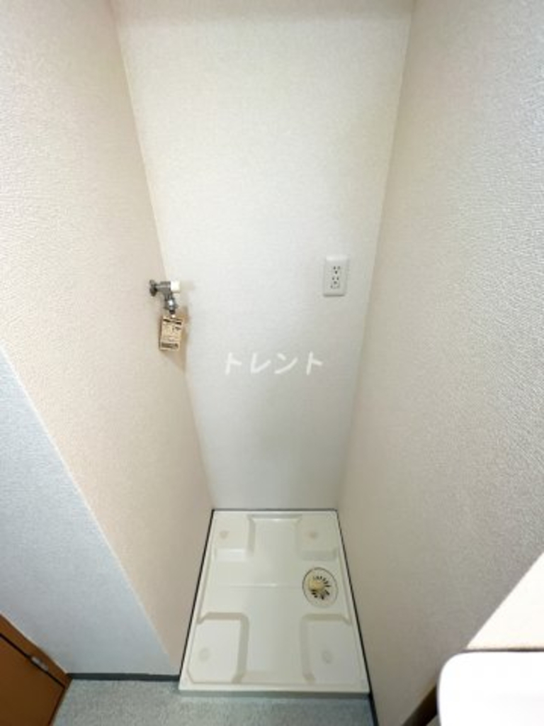 ドゥメゾン戸田-201