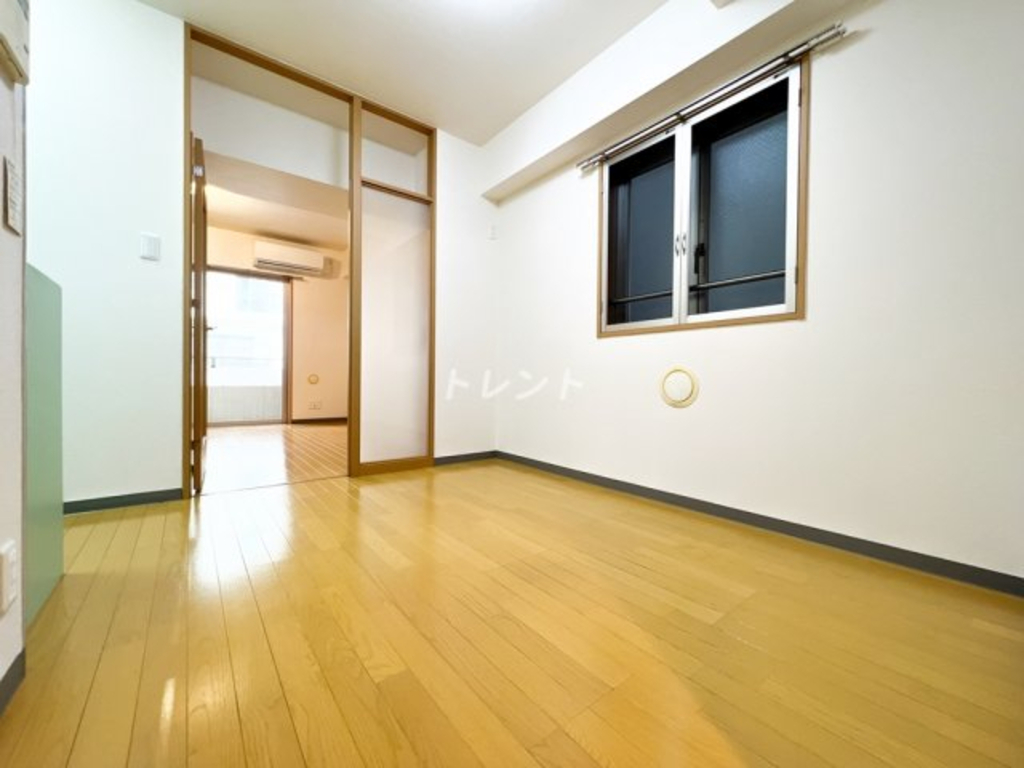 ドゥメゾン戸田-201