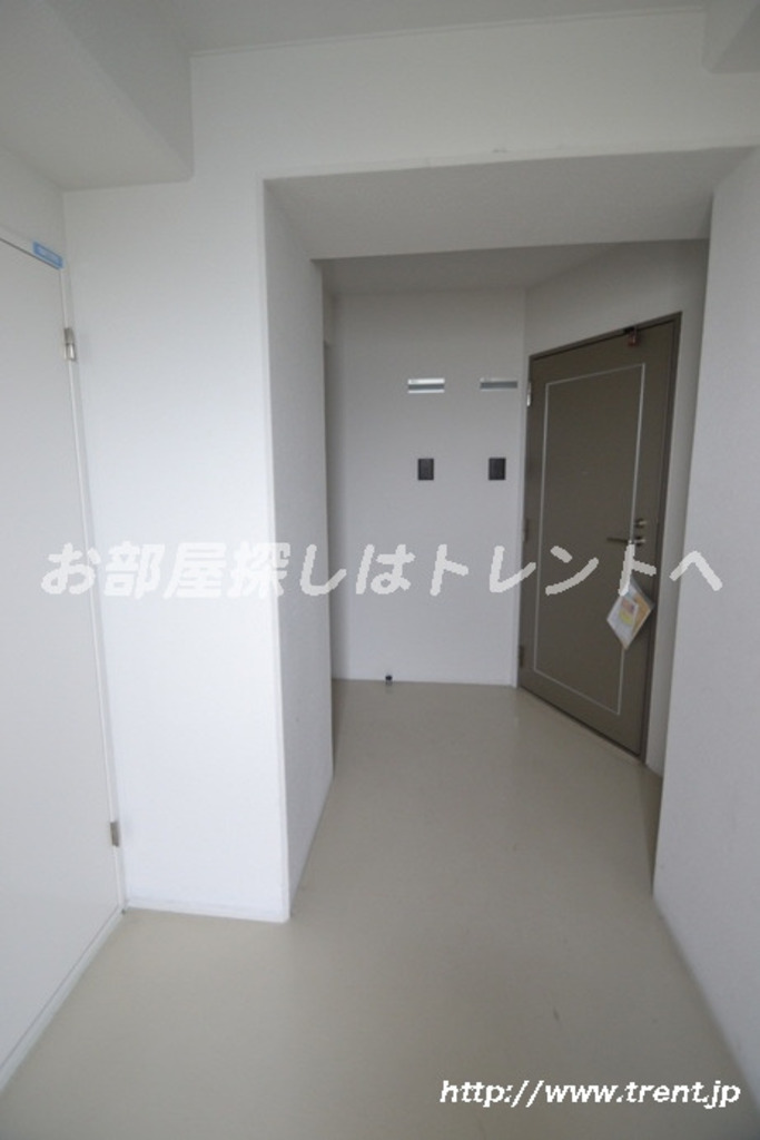 コンフォート東新宿-302