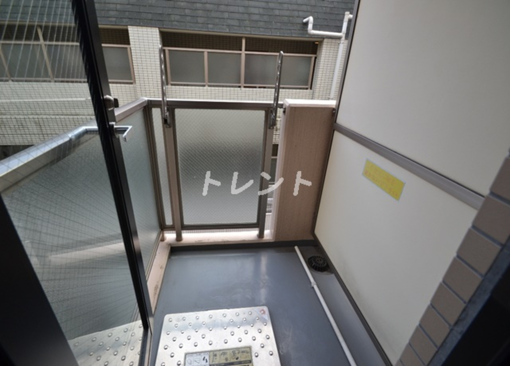 ルート四谷三丁目-306