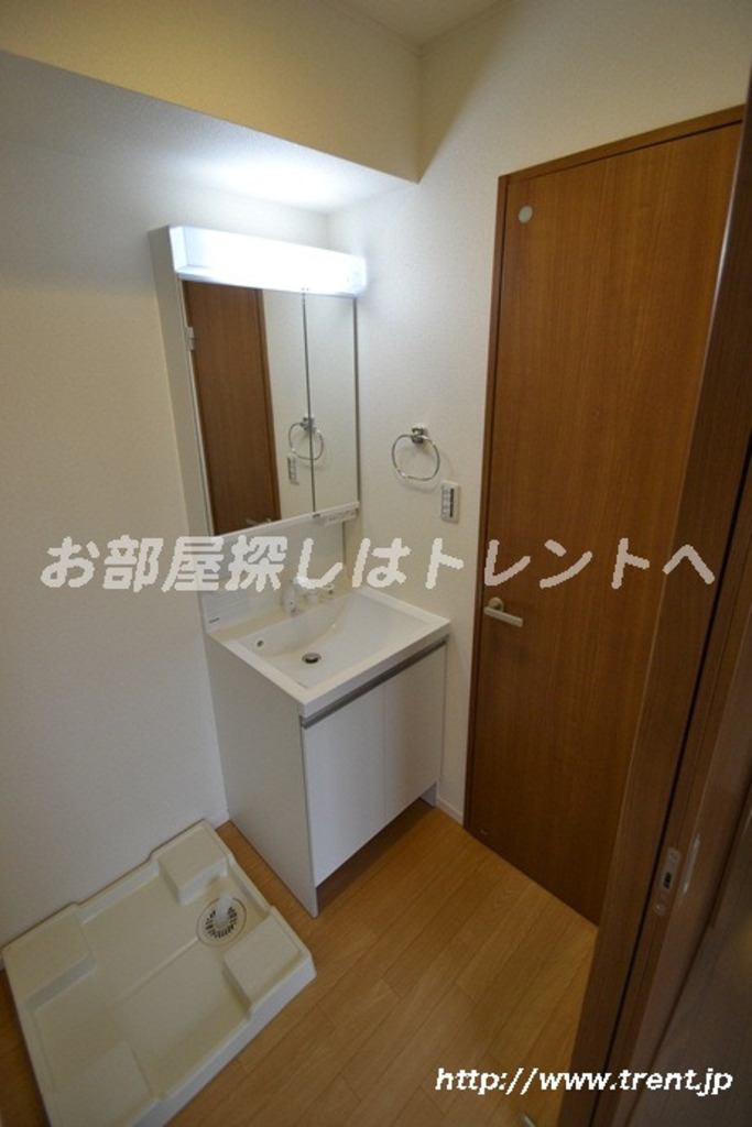 テラスド代々木Ⅱ-102