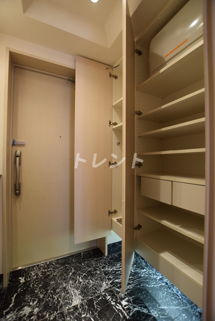 パークホームズ市ヶ谷薬王寺-201