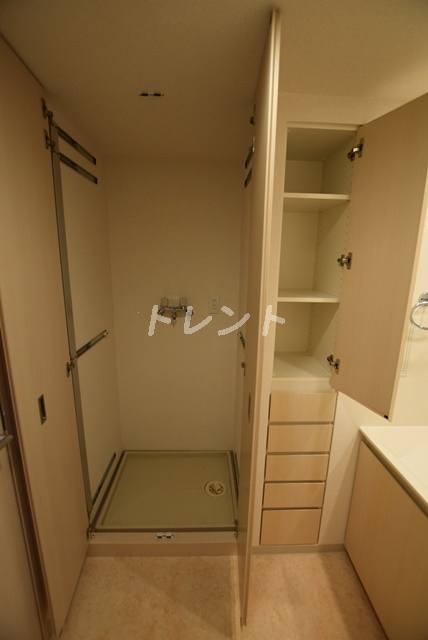 パークホームズ市ヶ谷薬王寺-201