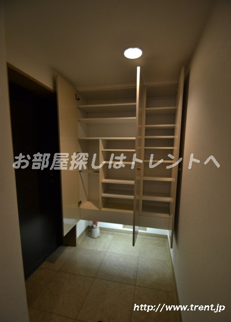 アールヴェール代々木-402