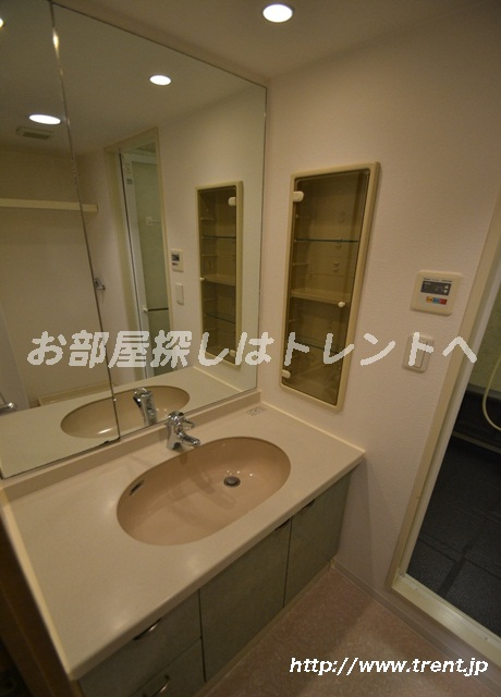 アールヴェール代々木-402