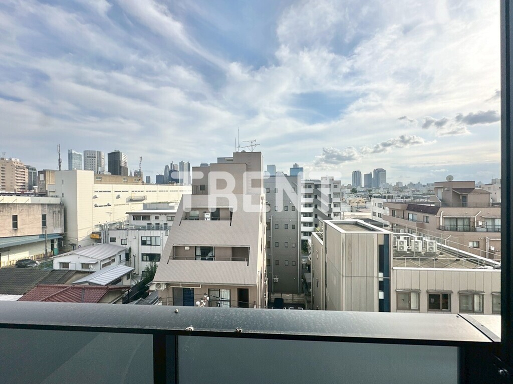 コンフォリアリヴ北新宿-705