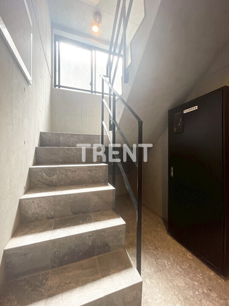 アレーロ新中野Ⅱ-202