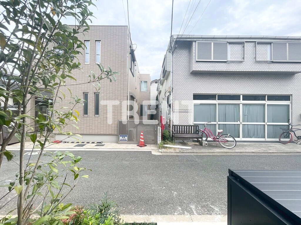 アレーロ新中野Ⅱ-102