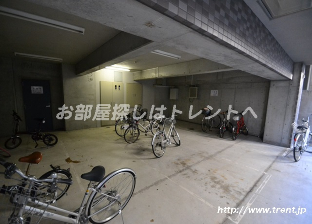 スカイコート新宿新都心第二-605