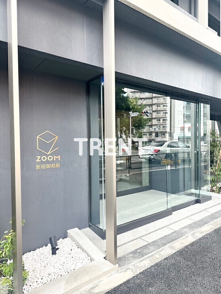 ズーム新宿御苑前-1109