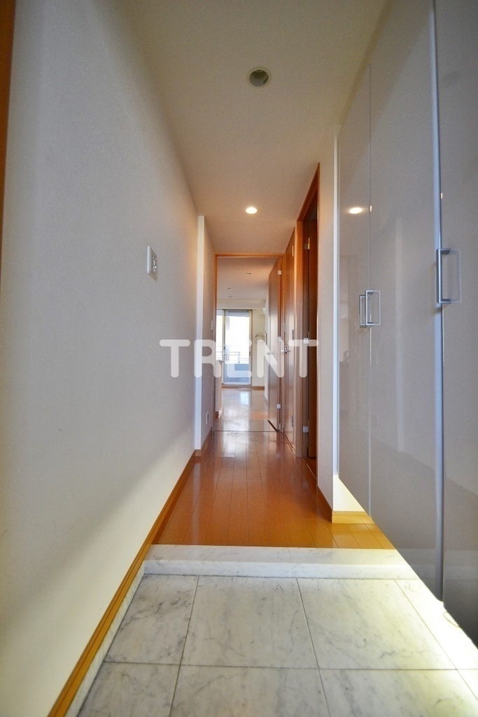 ザパームス代々木上原コスモテラス-303