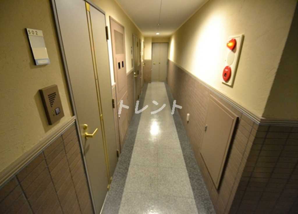 パレステュディオ新宿御苑前-902