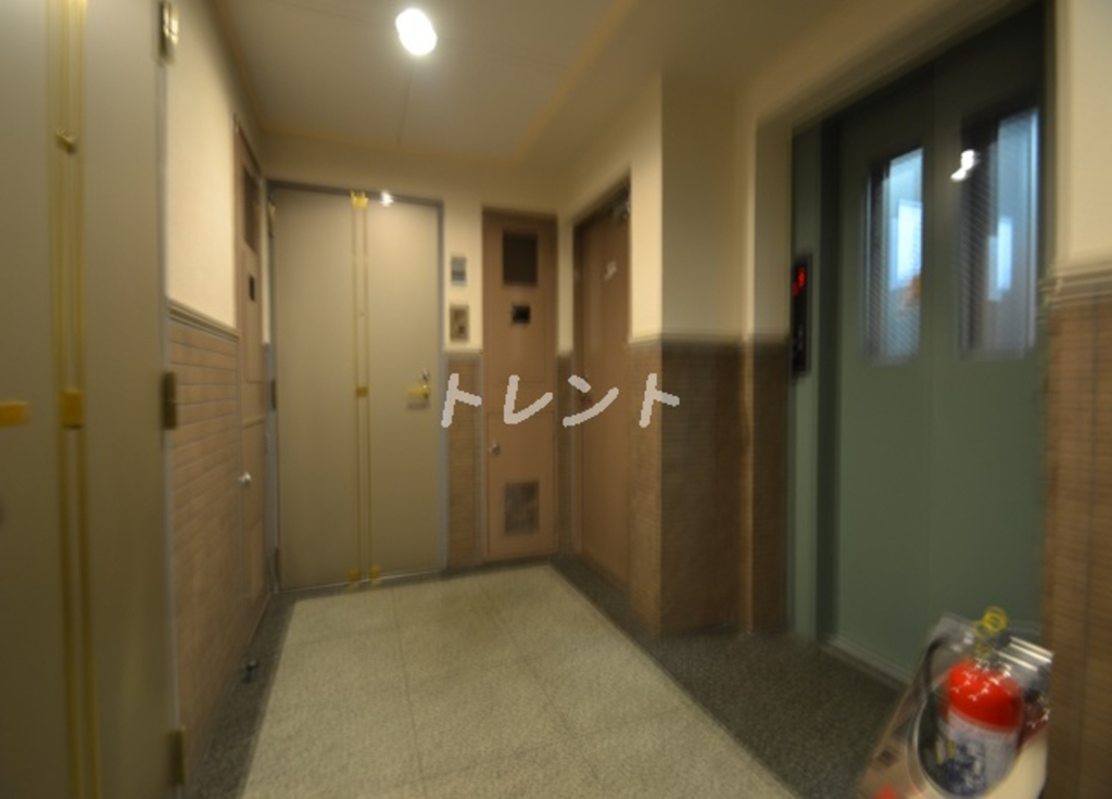 パレステュディオ新宿御苑前-902