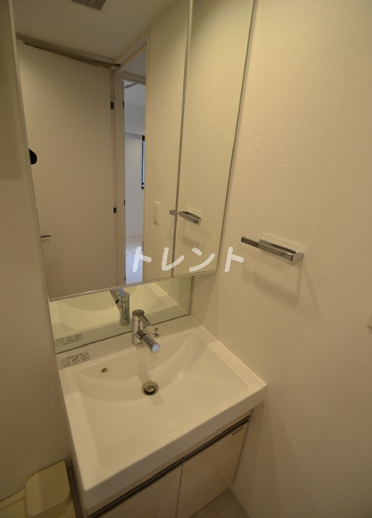 ラクラス四谷-207