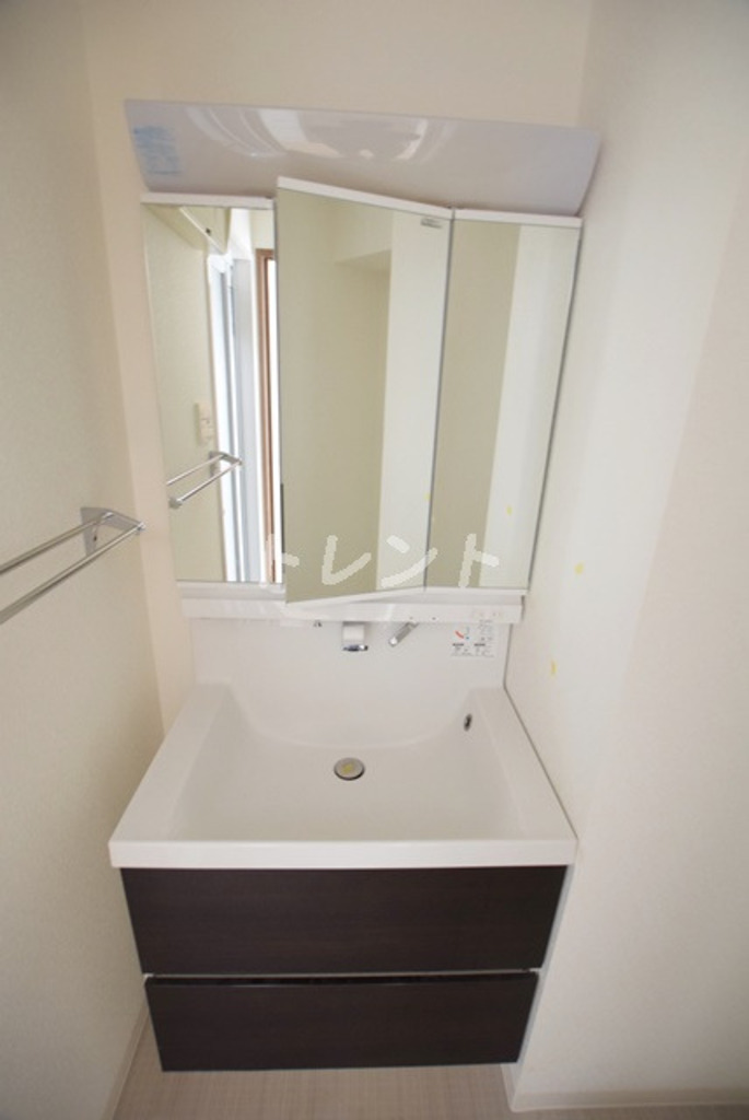 シャルマンミューズ-204